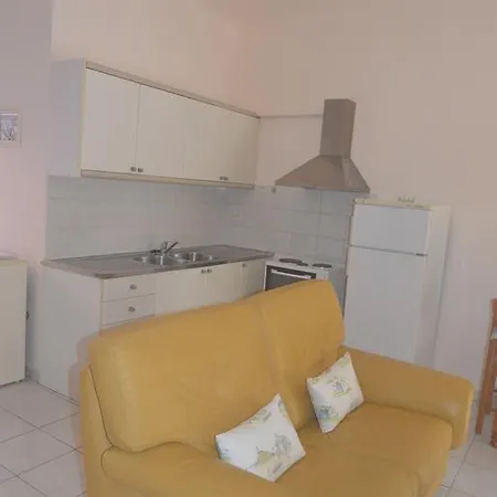 Angela Corfu * Potamós