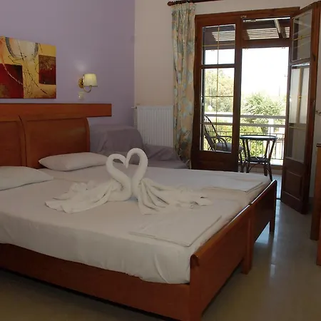 Angela Corfu Potamós