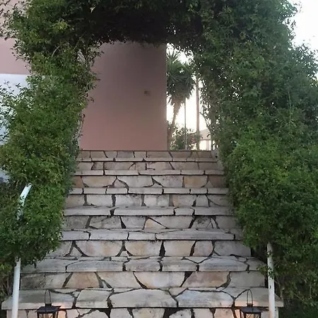 Angela Corfu Potamós